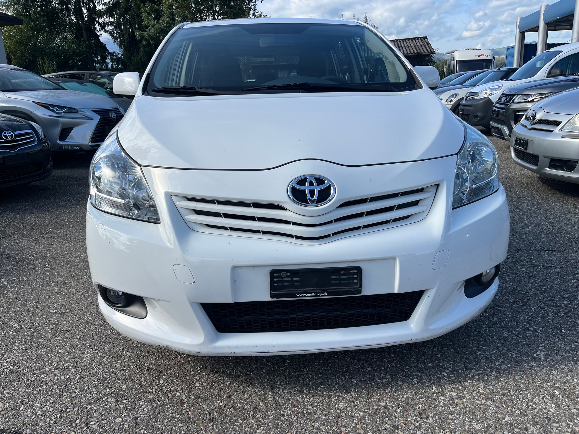 TOYOTA Verso 1.8 Linea Sol Multidrive-image-1