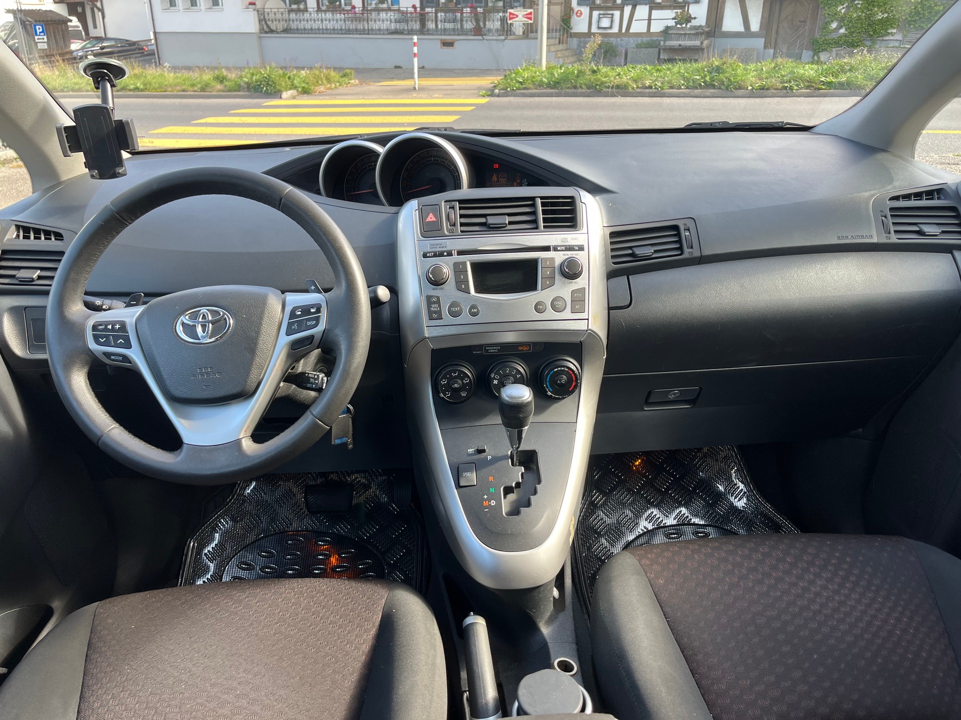 TOYOTA Verso 1.8 Linea Sol Multidrive-image-9