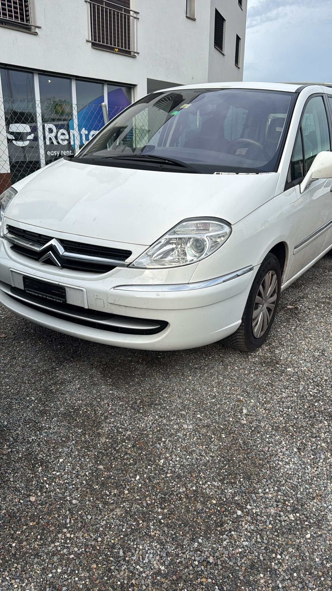 CITROEN C8 2.0 16V HDi Chic (SX)-image-1