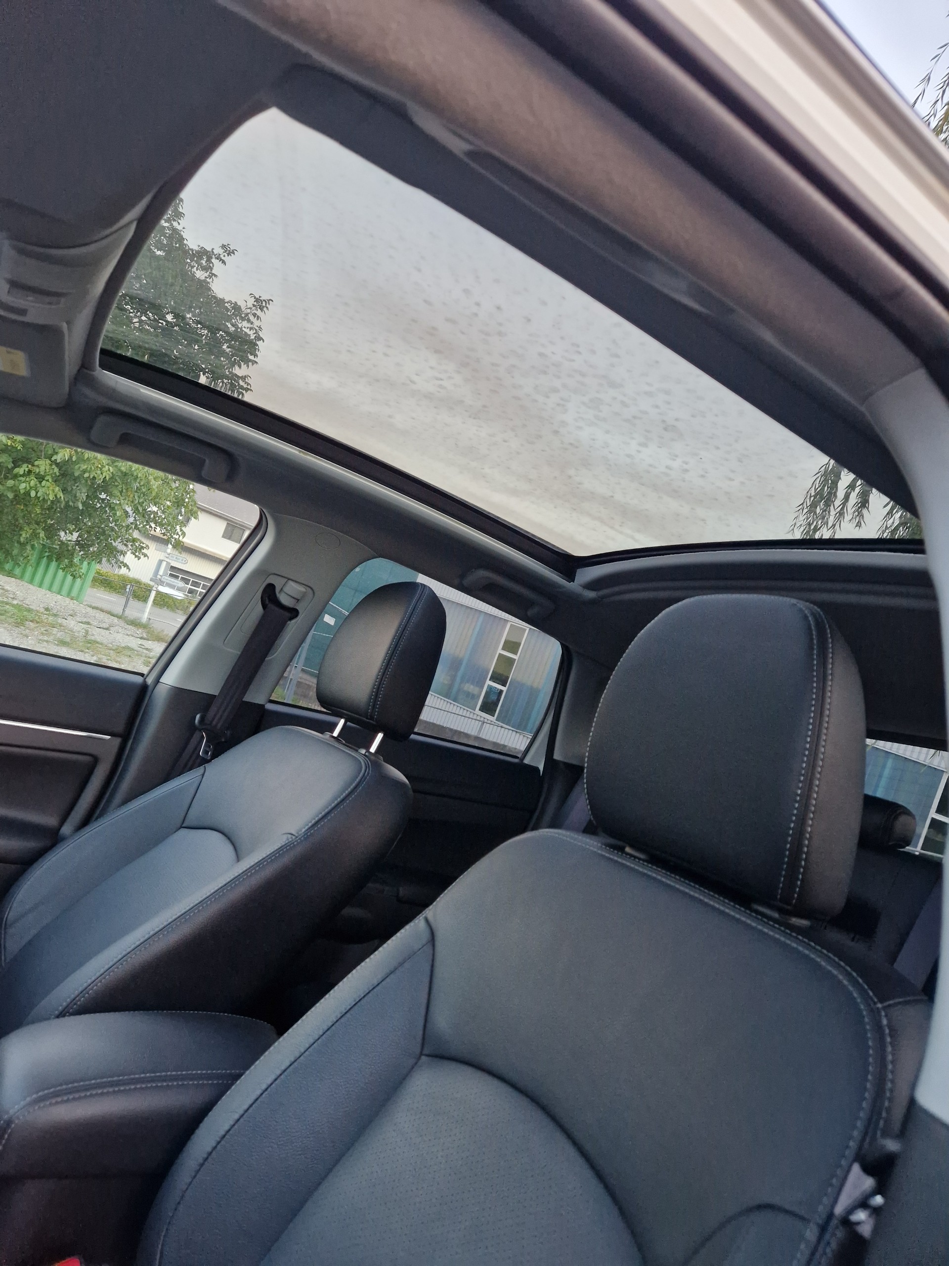 MITSUBISHI ASX 2.2 DID Navigator 4WD Automatic-image-12