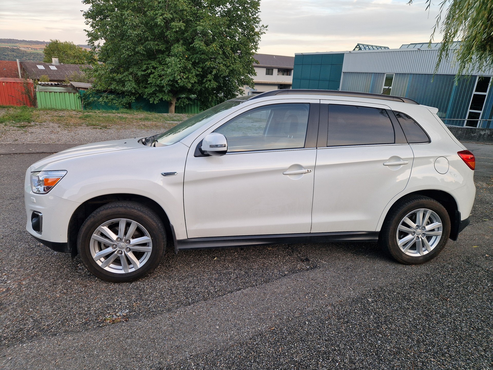 MITSUBISHI ASX 2.2 DID Navigator 4WD Automatic-image-4
