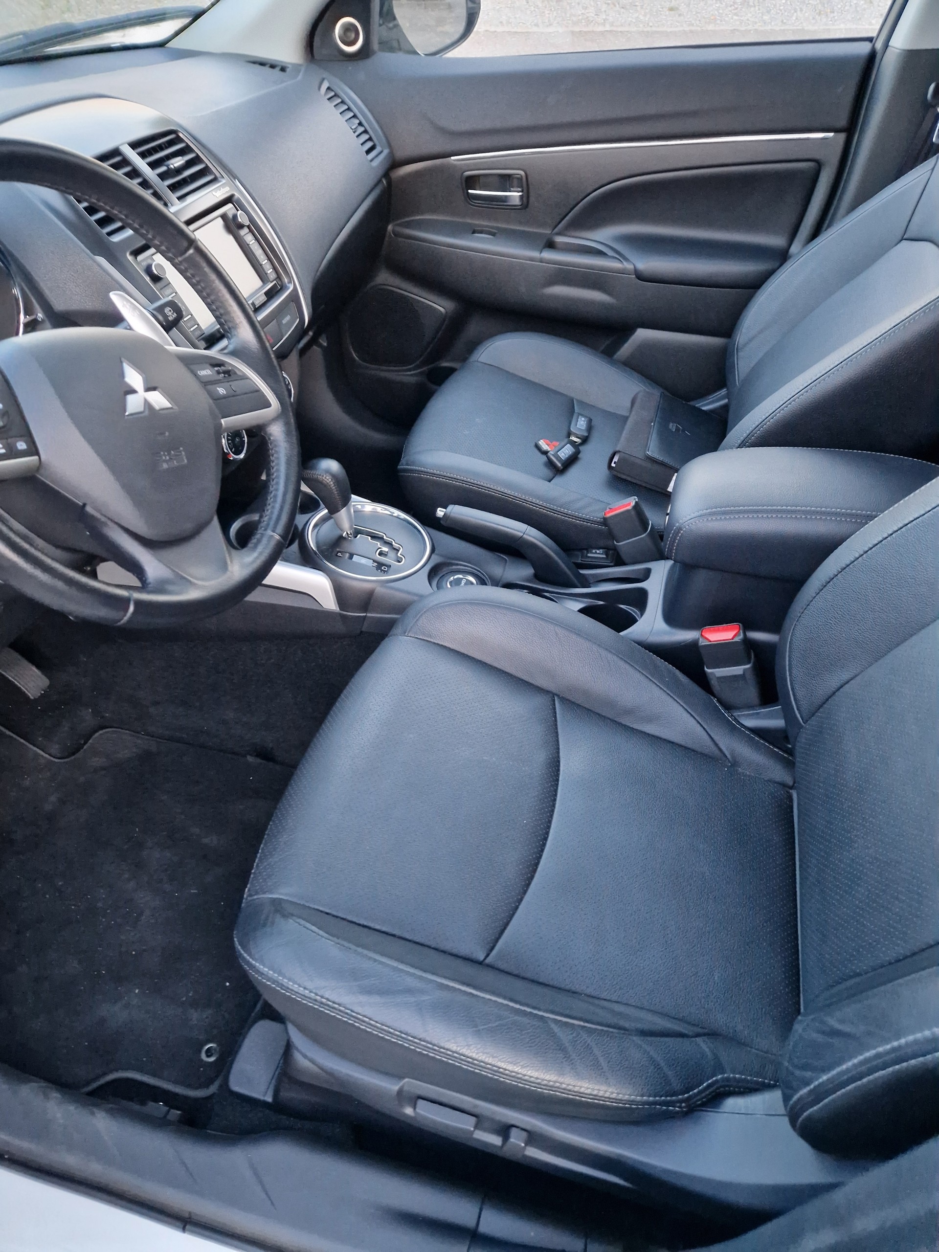 MITSUBISHI ASX 2.2 DID Navigator 4WD Automatic-image-10
