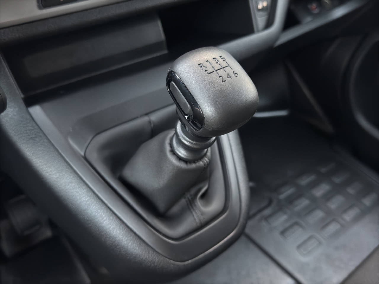 PEUGEOT Expert Kaw. Standard 1.5 BlueHDi 120 S/S-image-7