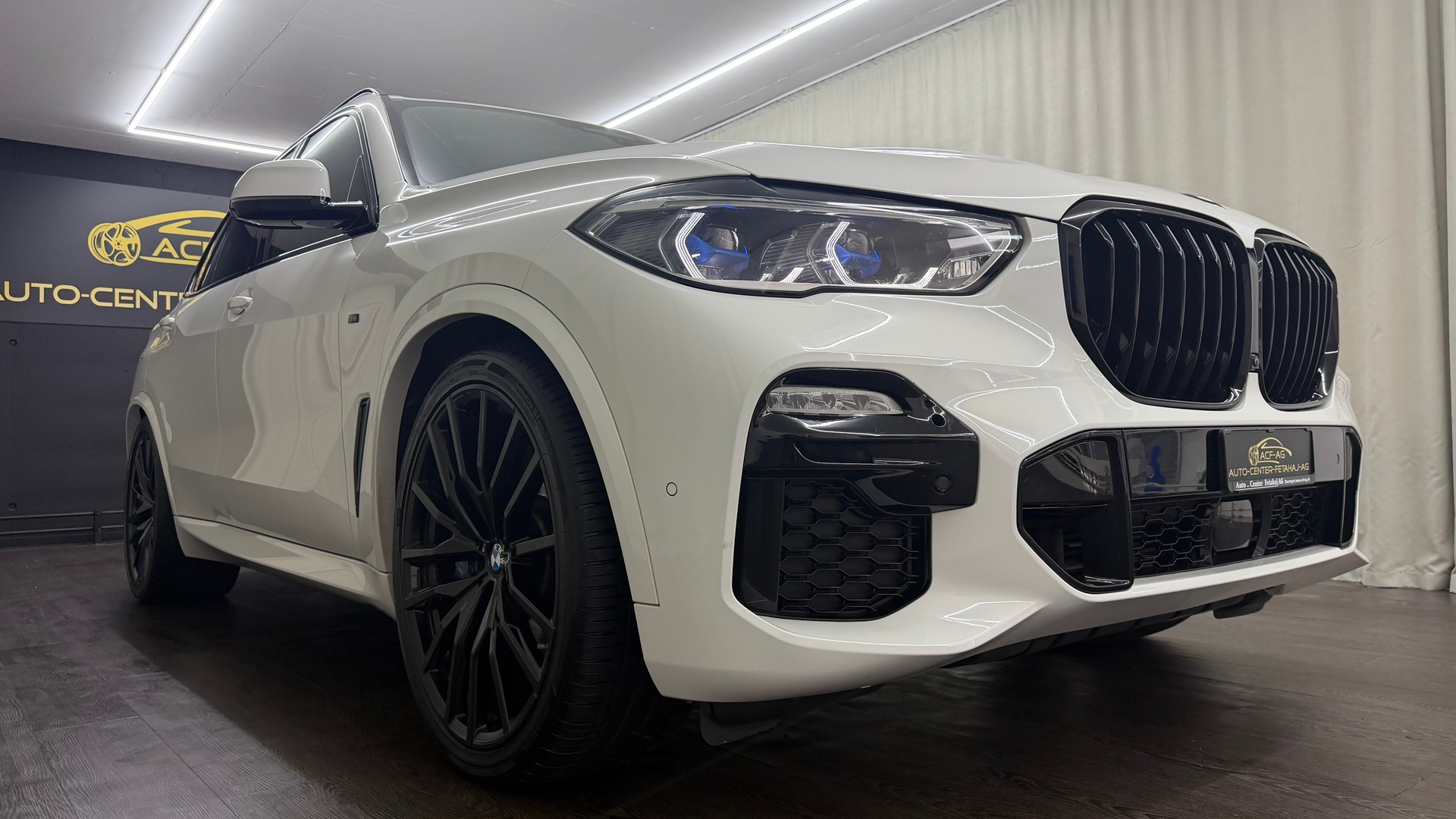 BMW X5 xDrive 48V 40d M Sport Steptronic-image-17