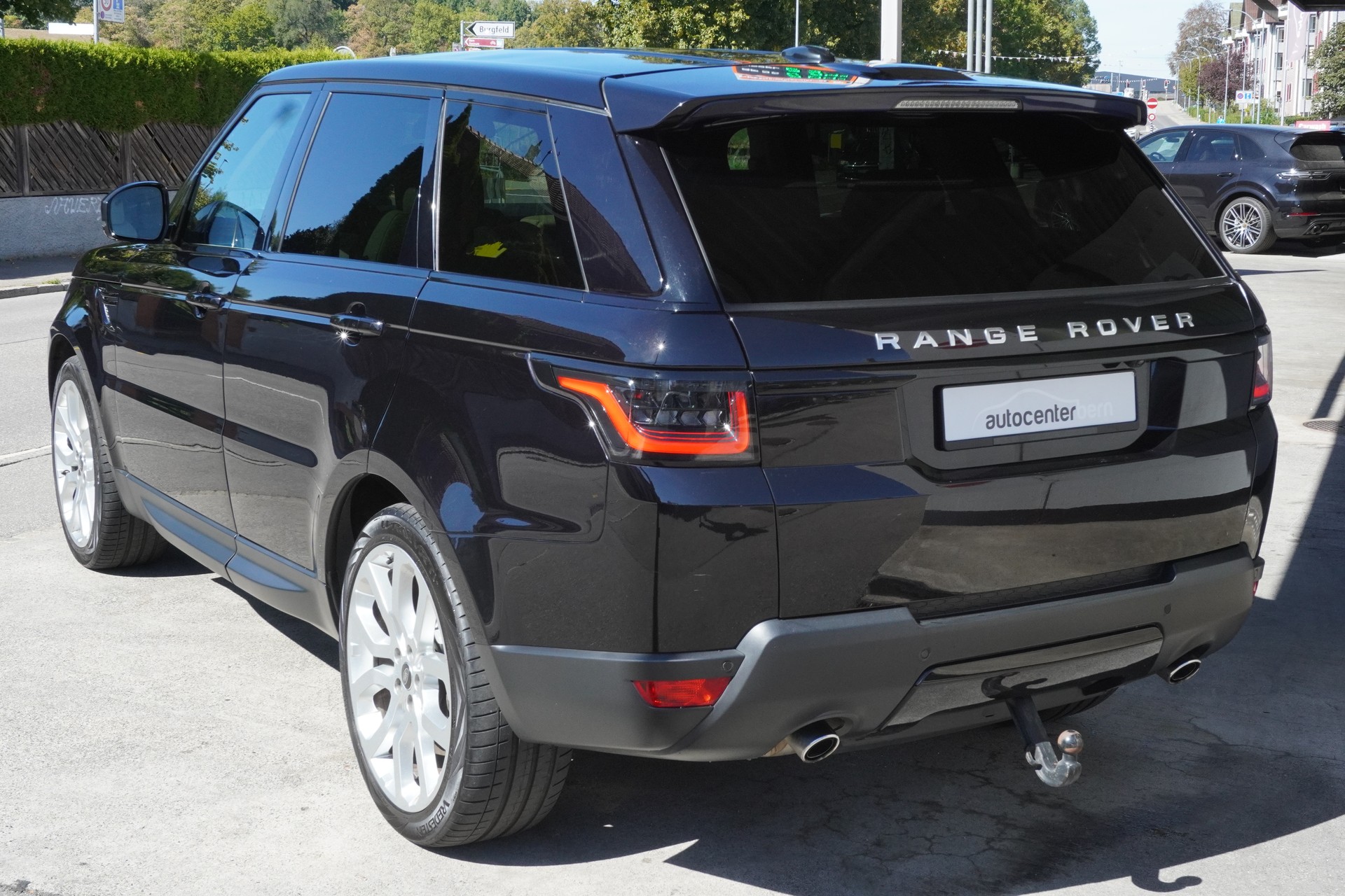 LAND ROVER Range Rover Sport 3.0 SDV6 HSE Automatic-image-6