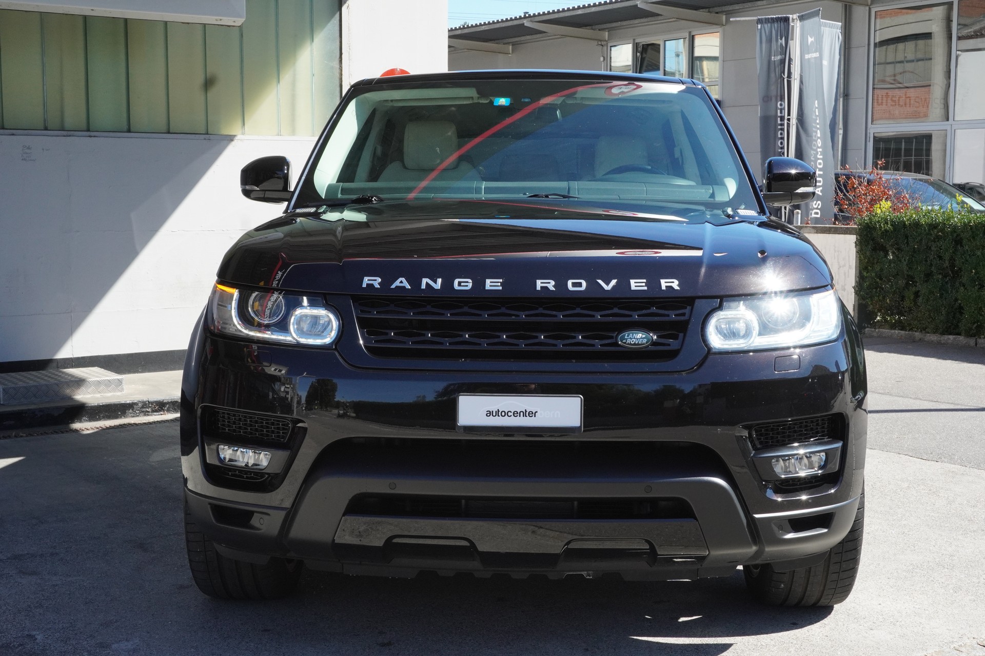LAND ROVER Range Rover Sport 3.0 SDV6 HSE Automatic-image-2