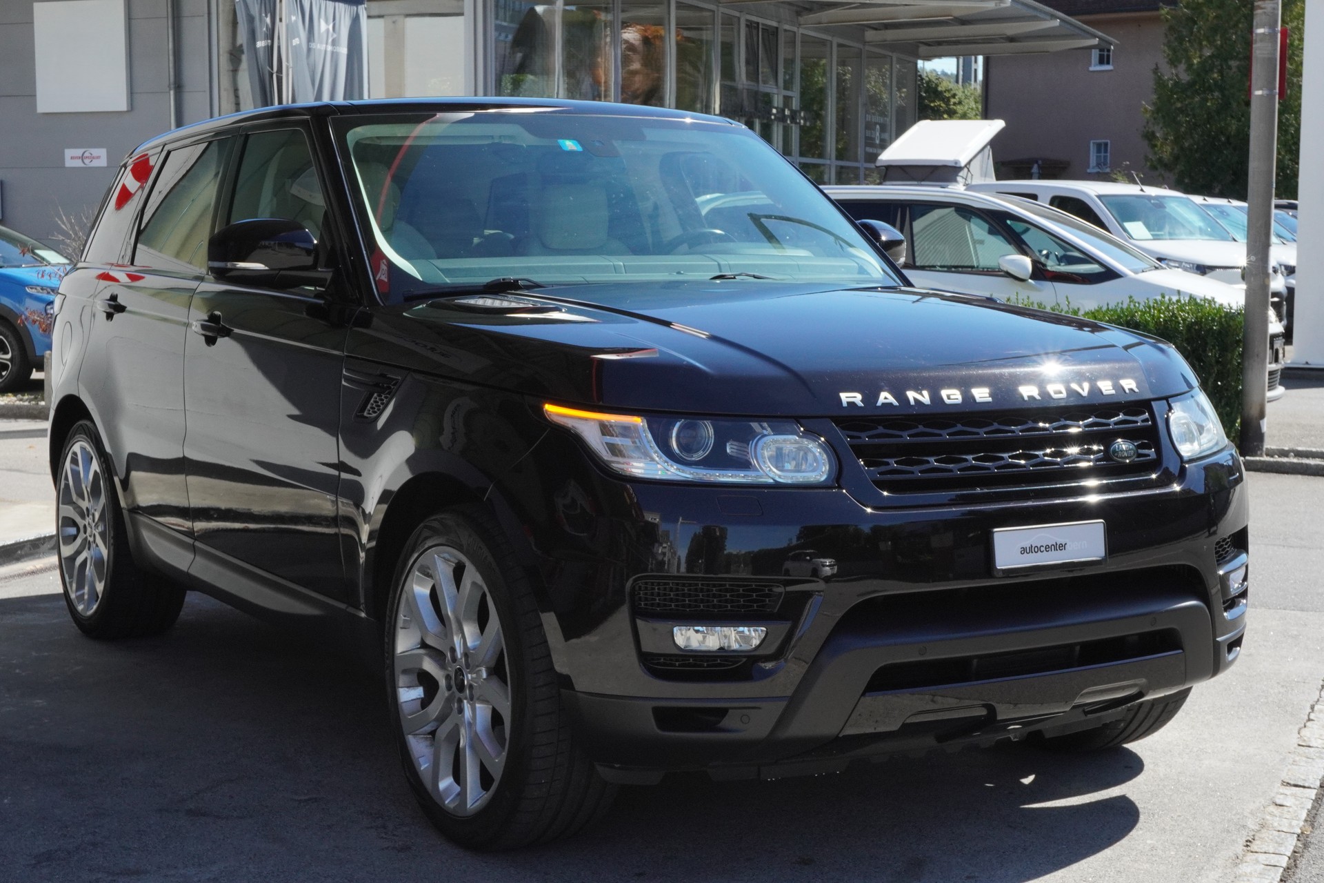 LAND ROVER Range Rover Sport 3.0 SDV6 HSE Automatic-image-3