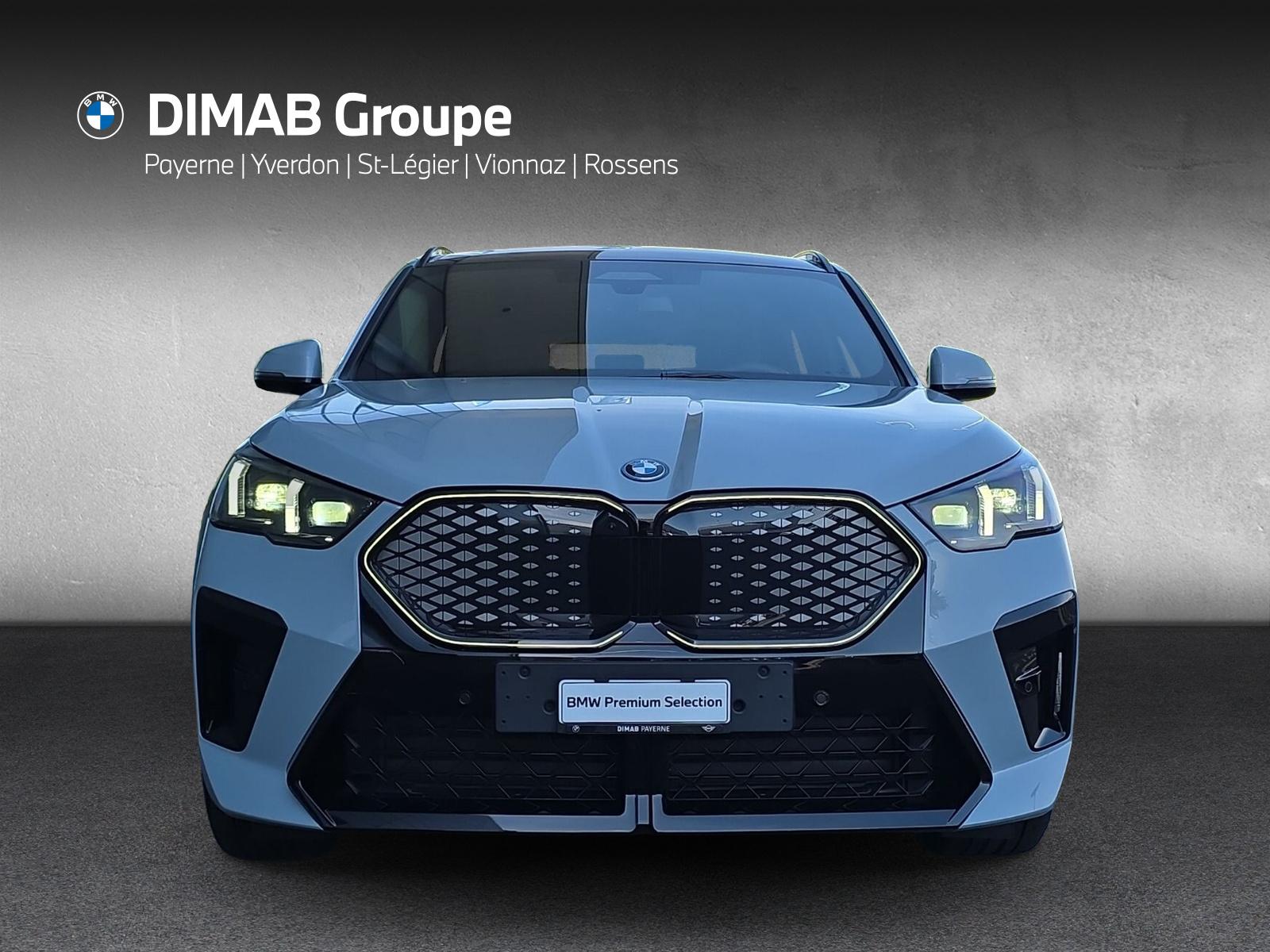 BMW iX2 30 M Sport Pro xDrive U10 (CH) AHK ** Roues hiver incluse **-image-8