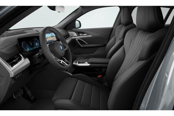 BMW iX2 30 M Sport Pro xDrive U10 (CH) AHK ** Roues hiver incluse ** 📍-image-2