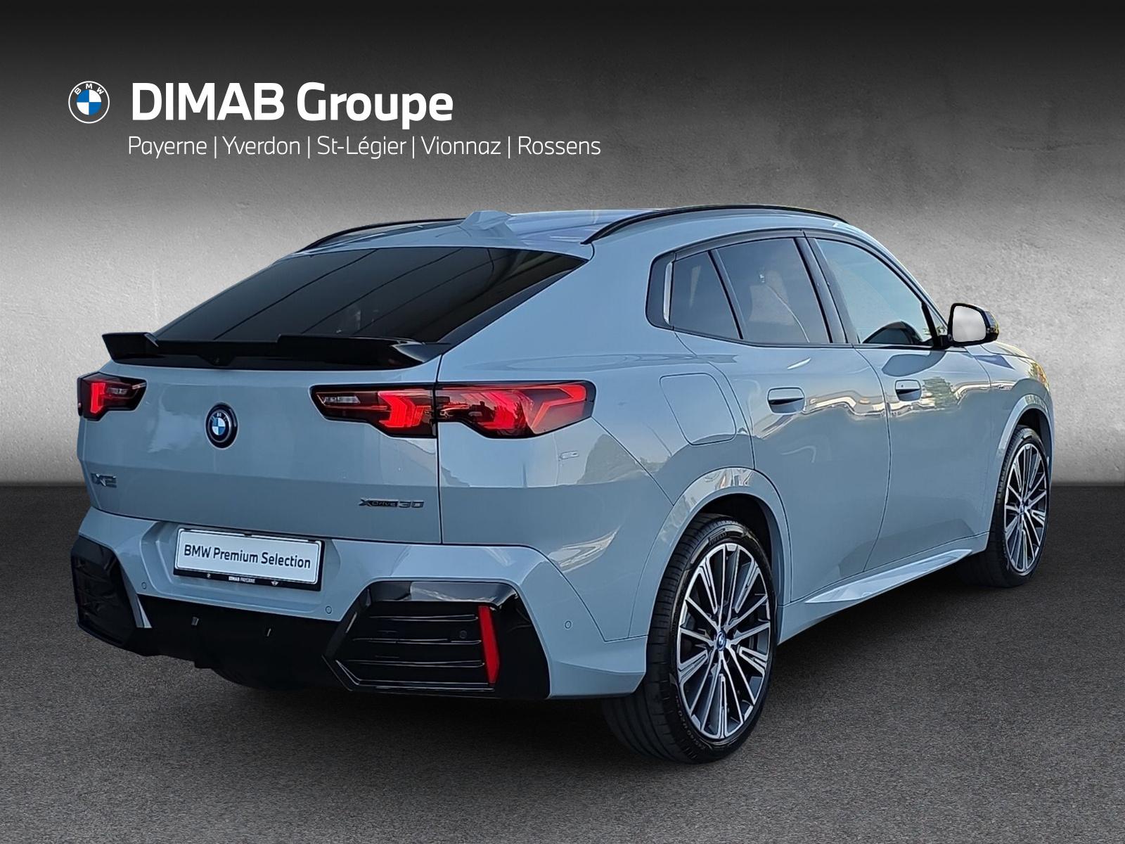 BMW iX2 30 M Sport Pro xDrive U10 (CH) AHK ** Roues hiver incluse **-image-5