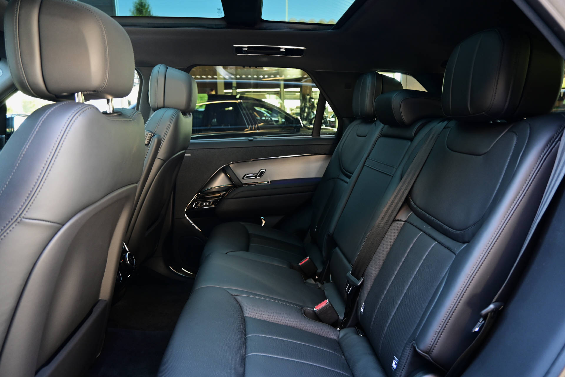 LAND ROVER Range Rover Sport 3.0 I6 P460e HSE Dynamic **All Black**Full Option**-image-26