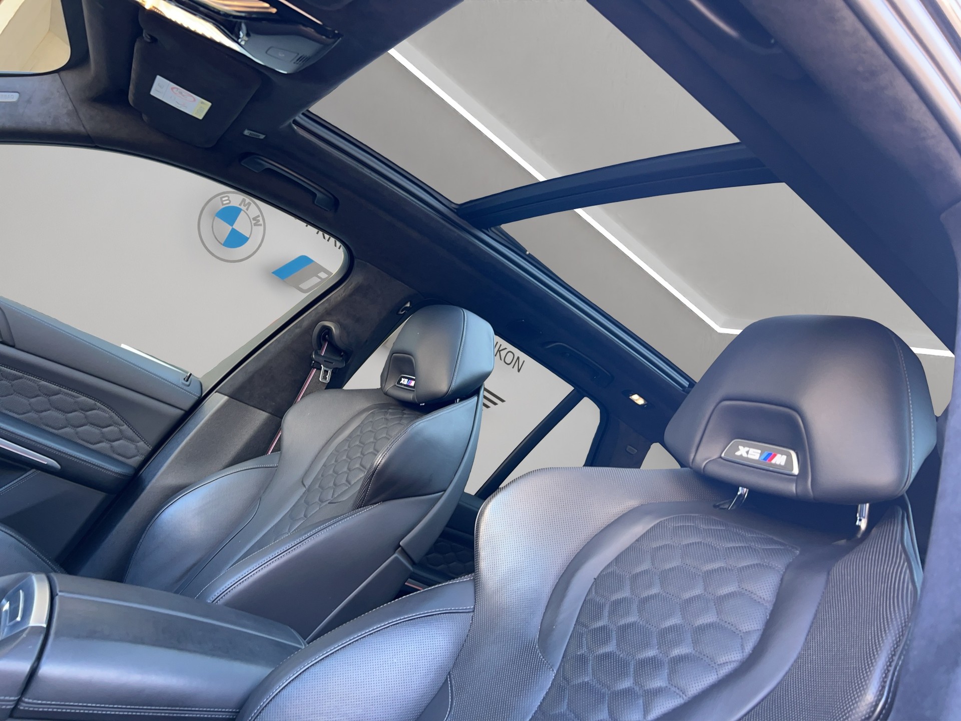 BMW X5M Competition Steptronic Competition-image-12