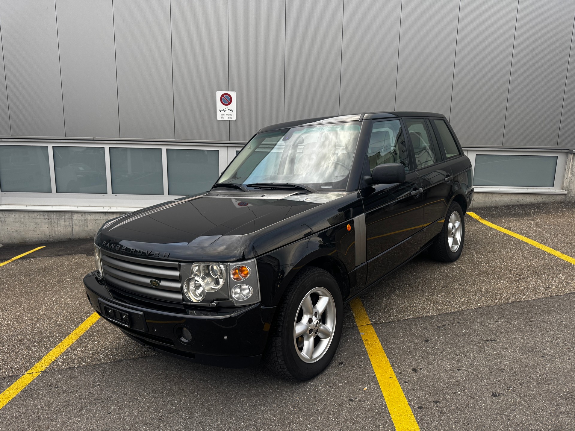LAND ROVER Range Rover 4.4 V8 Vogue Automatic-image-0
