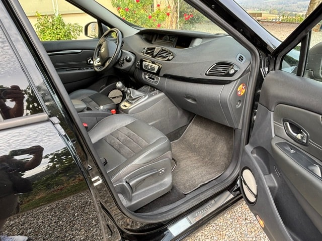 RENAULT 1.2 TCe 130 Bose S/S-image-2