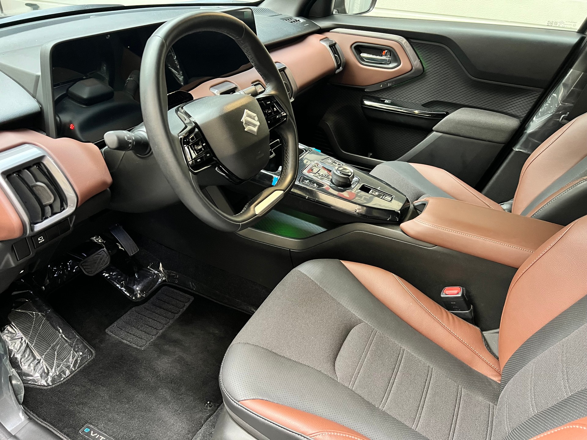 SUZUKI Compact top automatique AWD-image-5