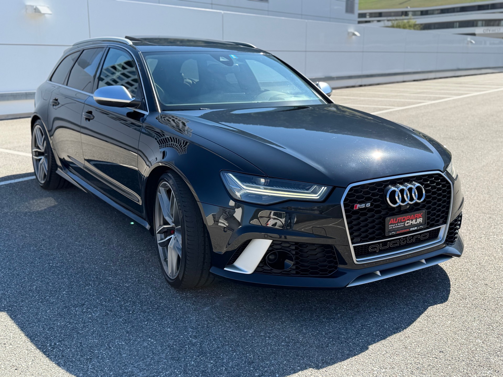 AUDI RS6 Avant 4.0 TFSI V8 quattro Tiptronic-image-5