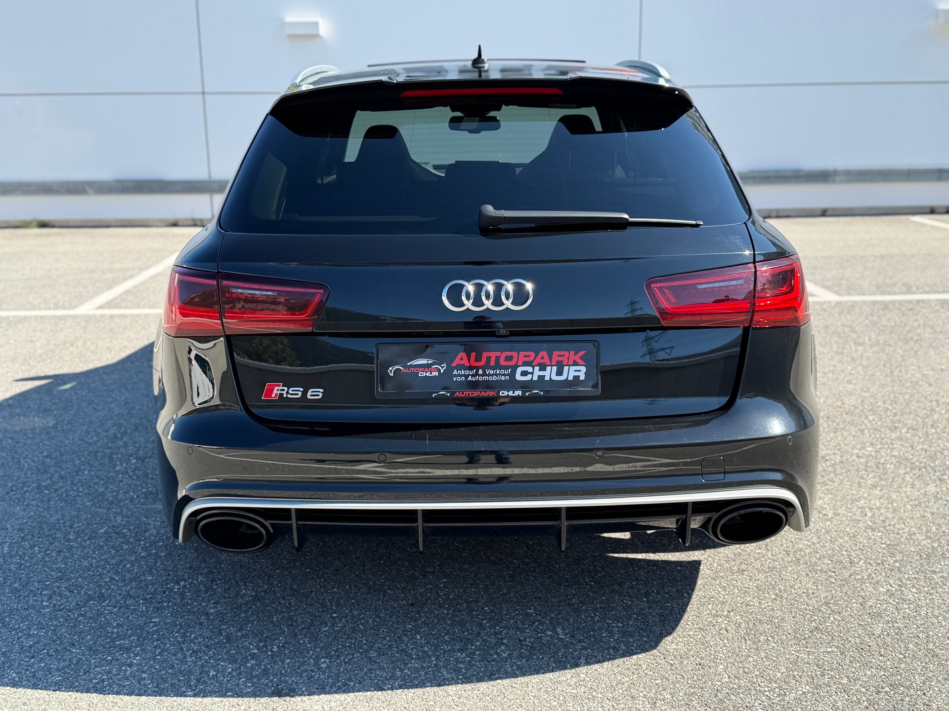 AUDI RS6 Avant 4.0 TFSI V8 quattro Tiptronic-image-4