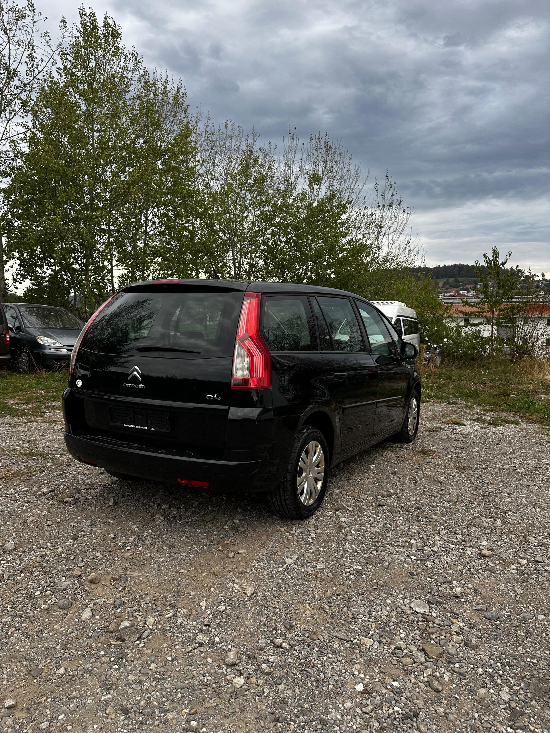 CITROEN Grand C4 Picasso 1.6i 16V Attraction-image-7