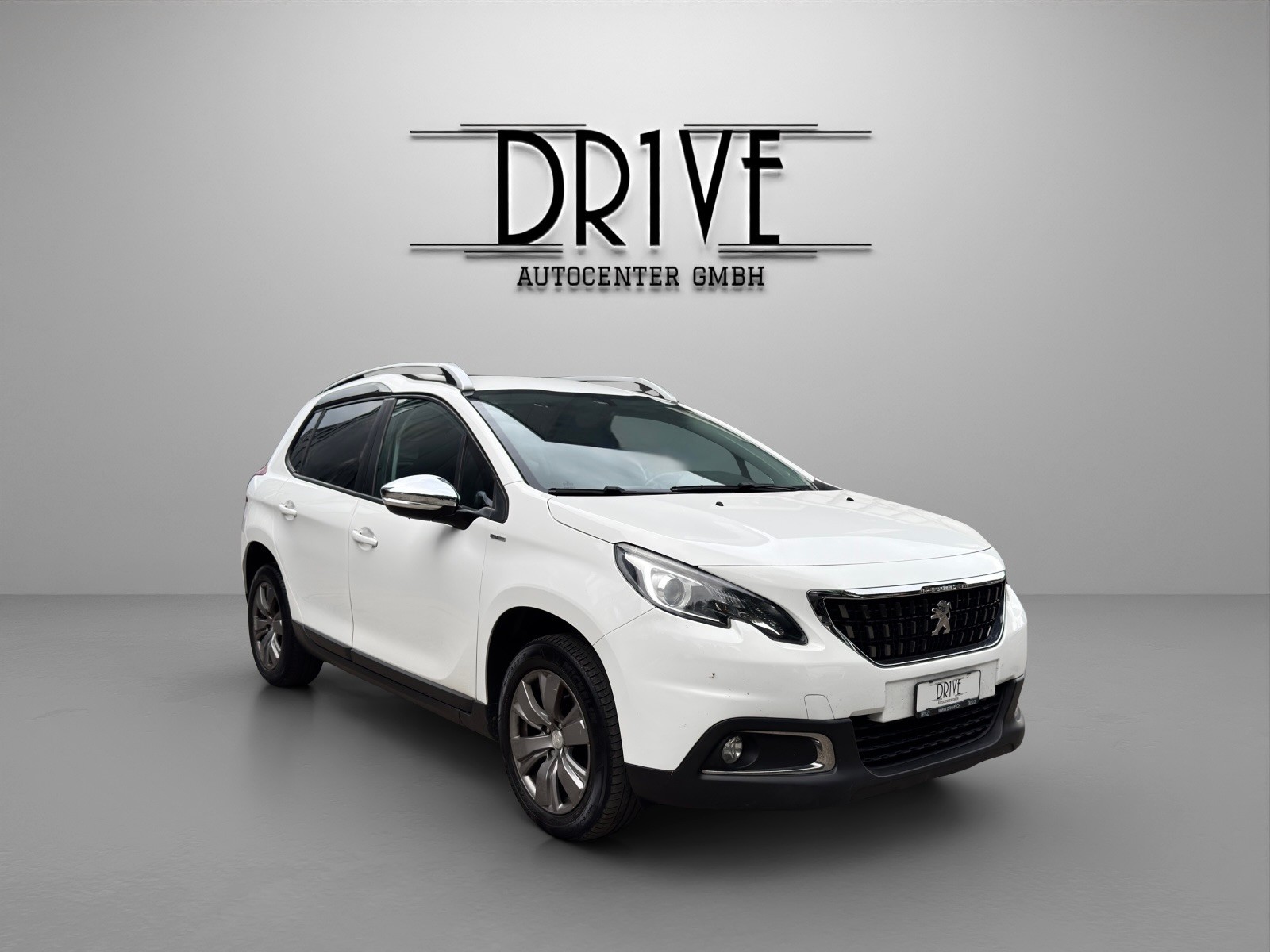 PEUGEOT 2008 1.2 PureTech Style EAT6 *Apple CarPlay*Sitzheizung uvm*-showroom-element-2