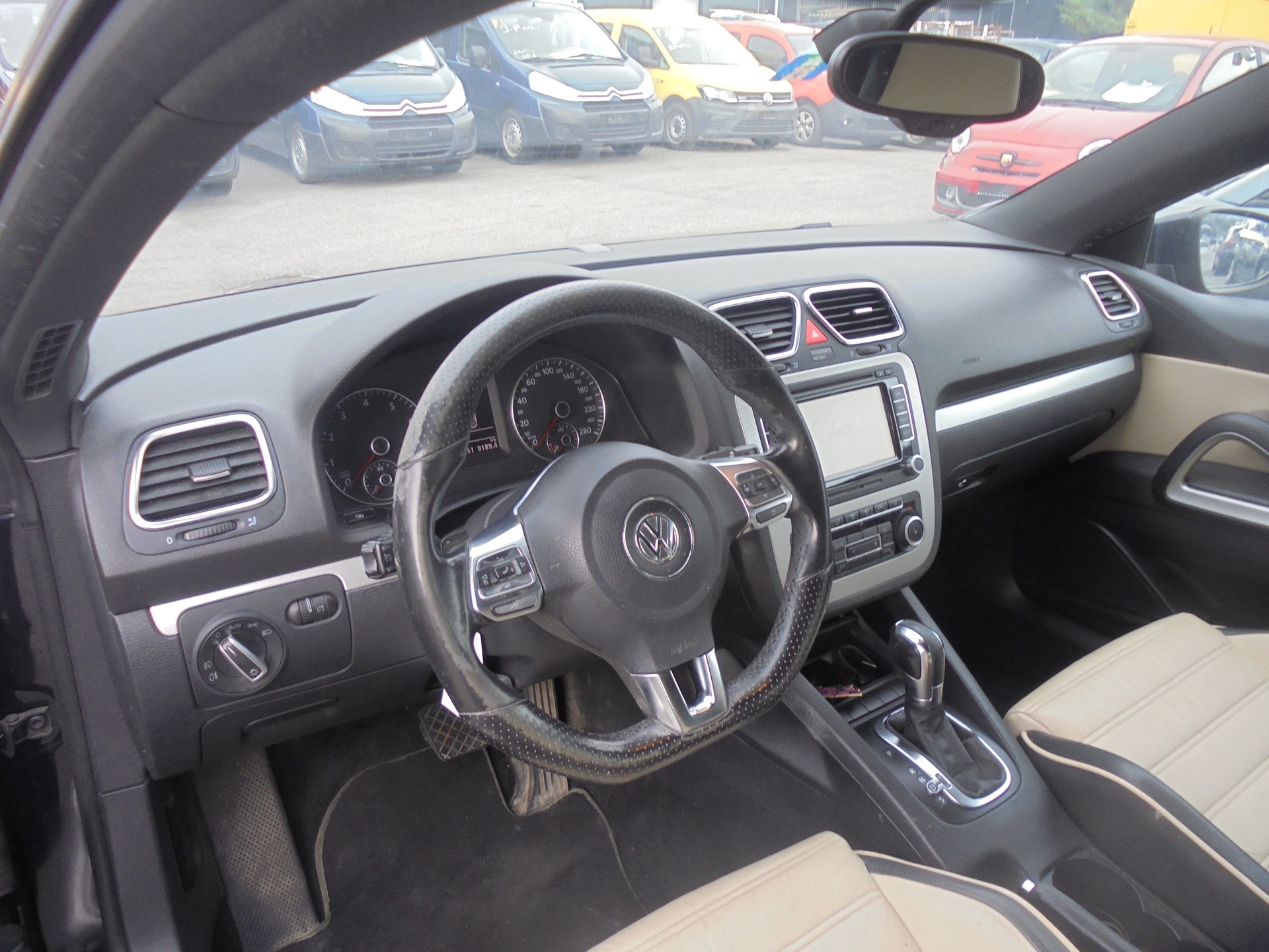 VW Scirocco 2.0 TSI DSG-image-6