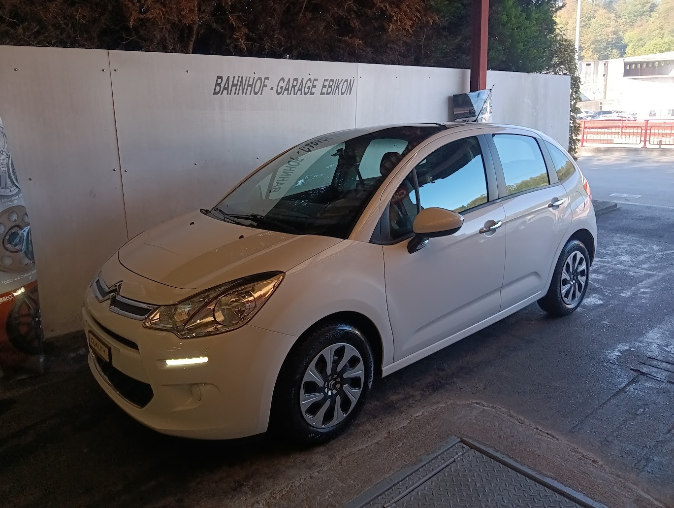 CITROEN C3 1.2i Exclusive-image-3