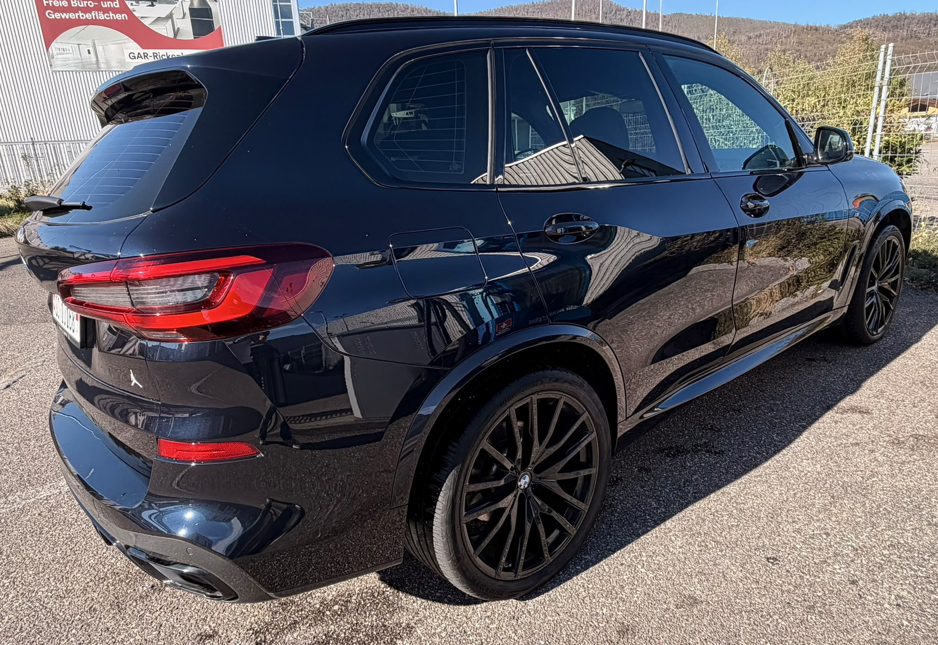 BMW 30d xDrive SAG-image-2
