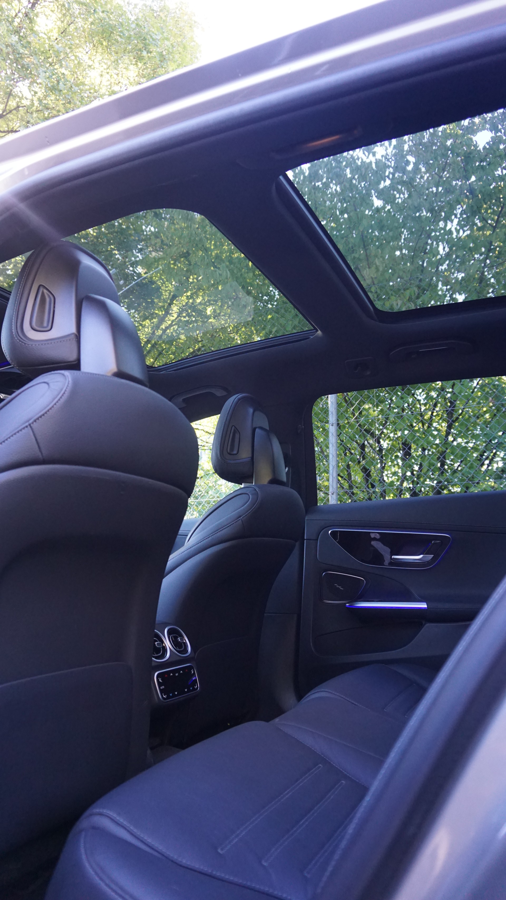 MERCEDES-BENZ C 220 d AMG Line 4matic-image-10