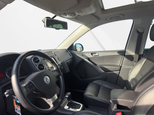 VW Tiguan 2.0 TSI Sport&St.-image-5