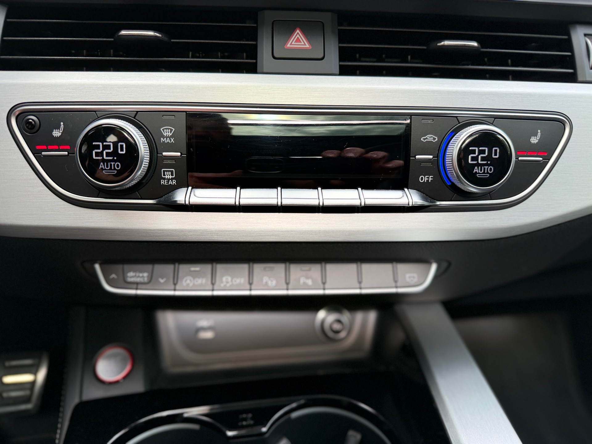 AUDI S4 Avant 3.0 TDI quattro tiptronic-image-13