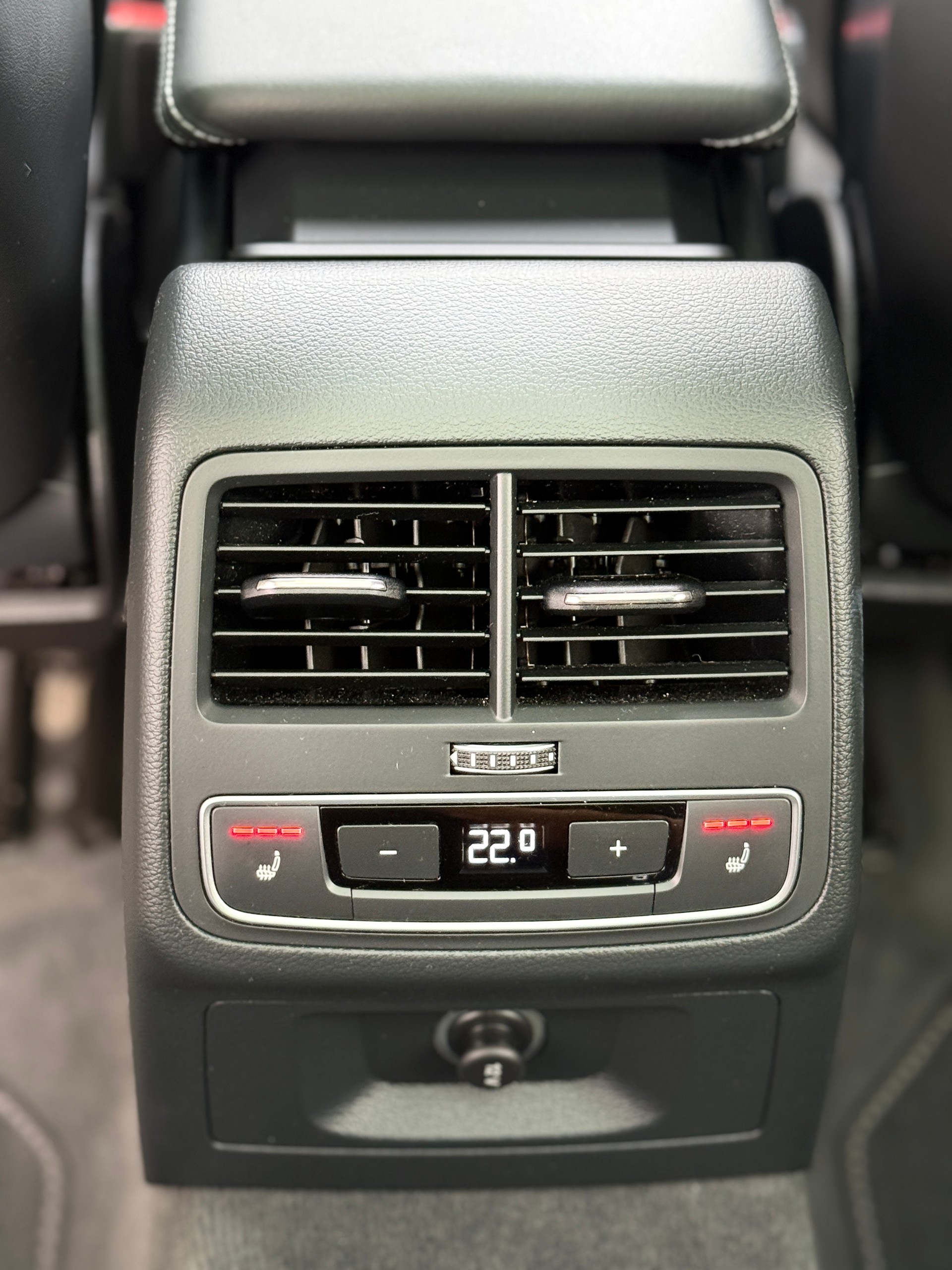 AUDI S4 Avant 3.0 TDI quattro tiptronic-image-23