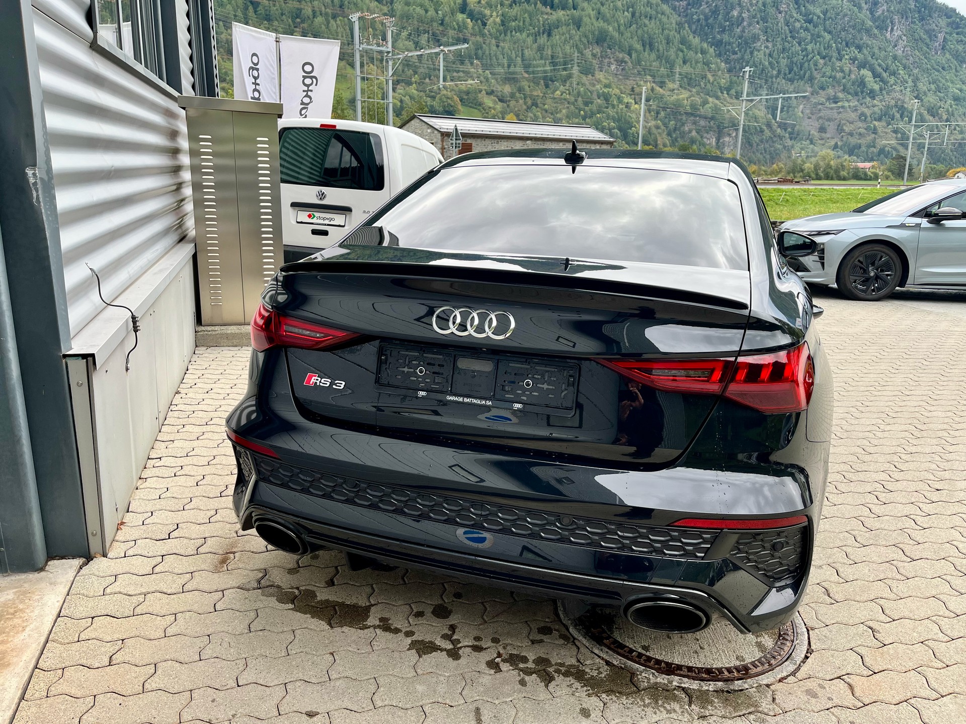 AUDI RS3 Limousine 2.5 TSI quattro S-tronic-image-6
