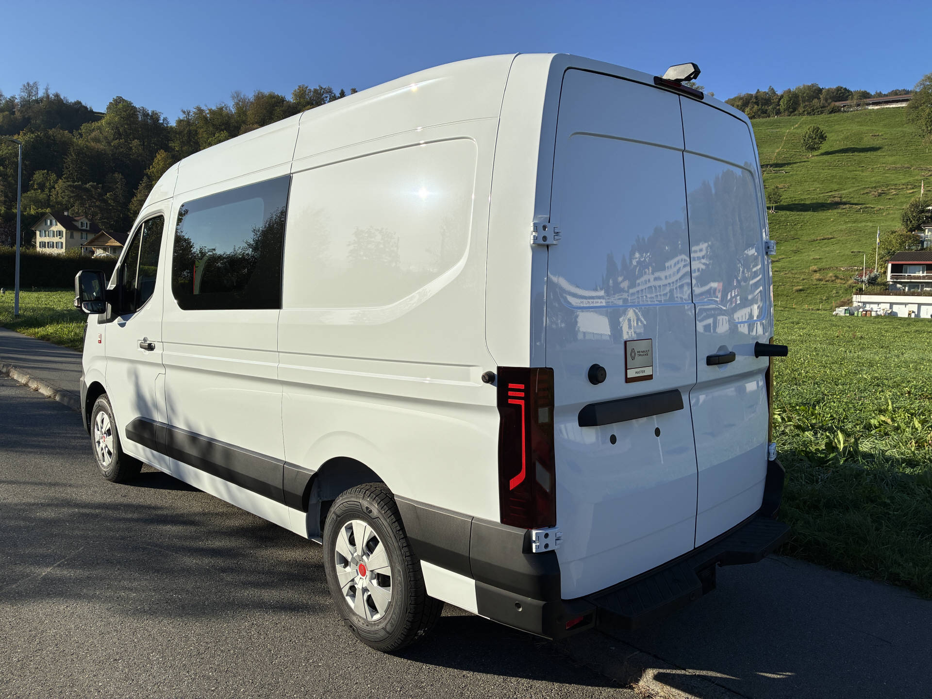 RENAULT Master Crew Kasten L2H2 170 PS-image-2