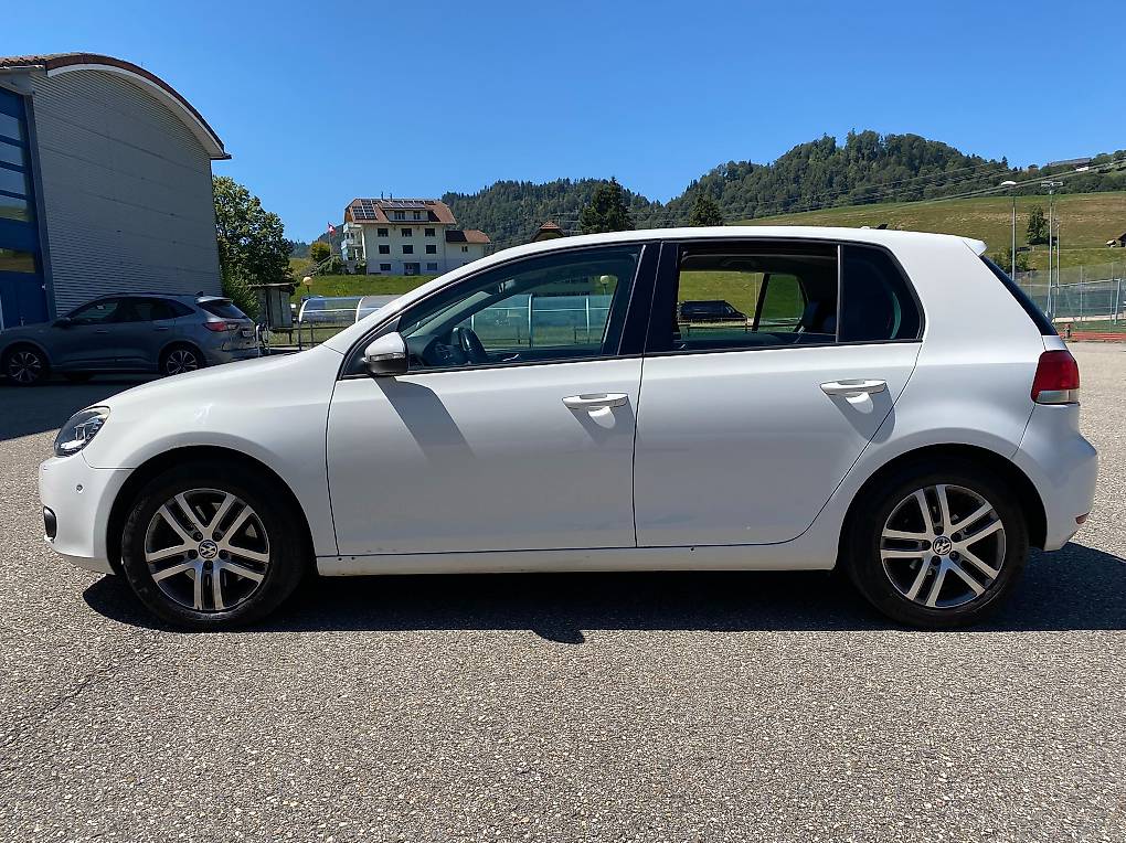 VW Golf 1.4 TSI Highline-image-4