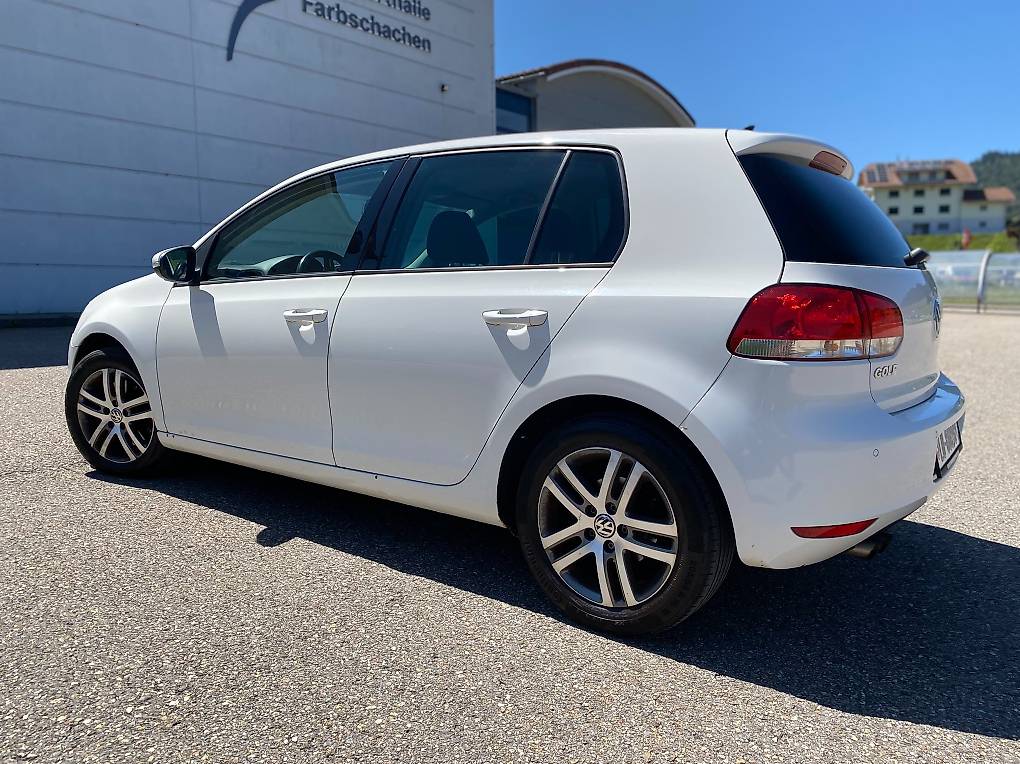 VW Golf 1.4 TSI Highline-image-1