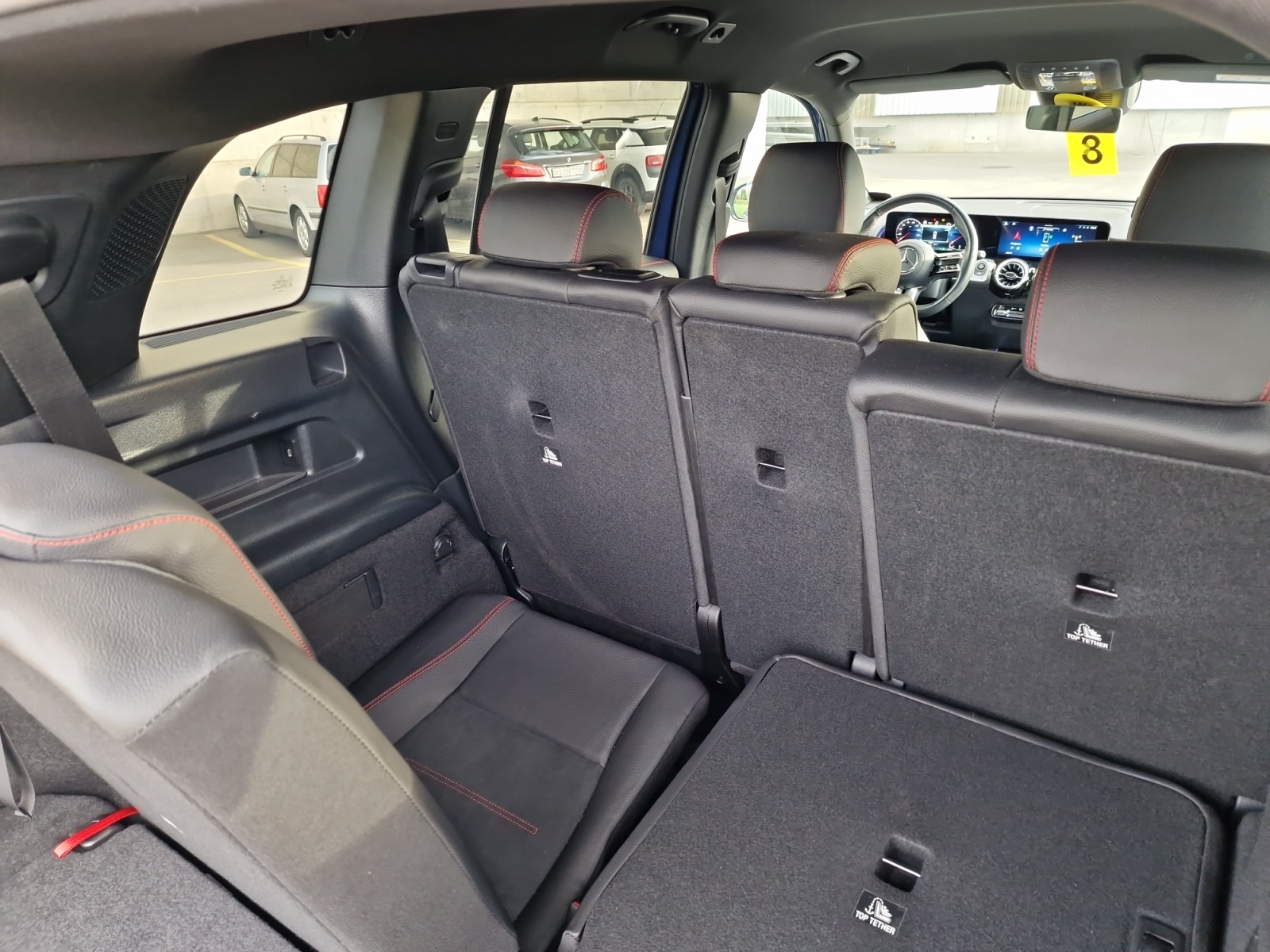 MERCEDES-BENZ GLB 220 d AMG Line 4Matic 7-Sitzer-image-23