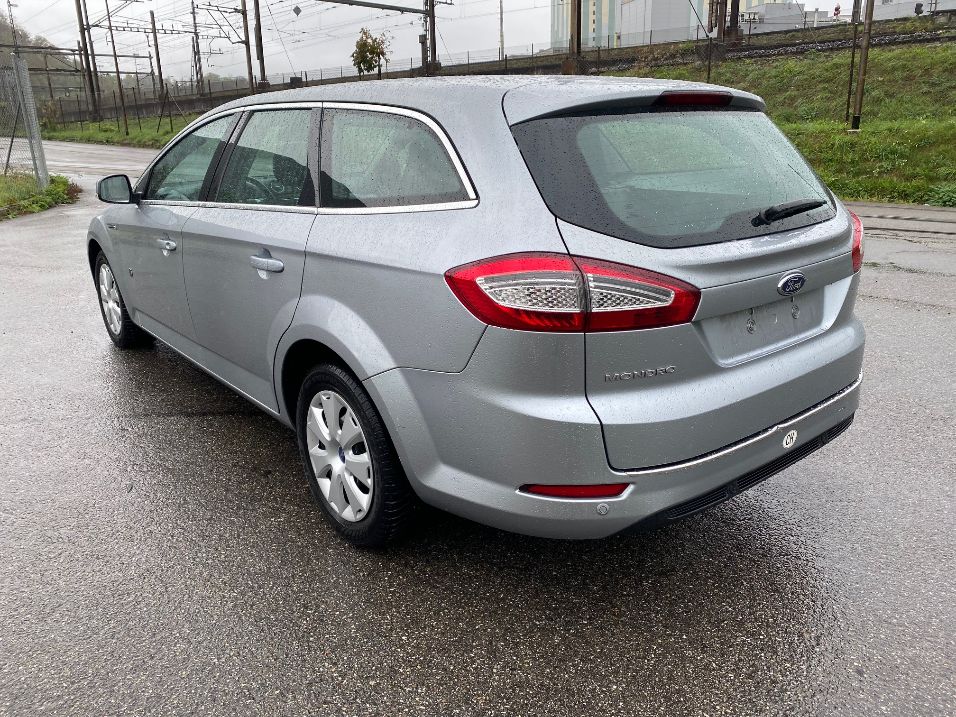 FORD Mondeo 2.0 TDCi 16V Titanium PowerShift-image-2