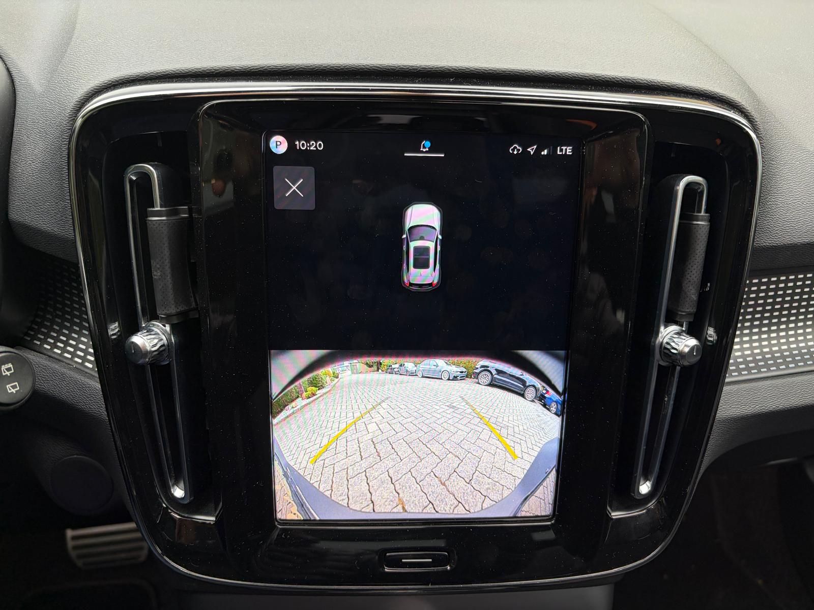 VOLVO XC40 Recharge P8 Twin AWD Pure Electric Pro-image-23
