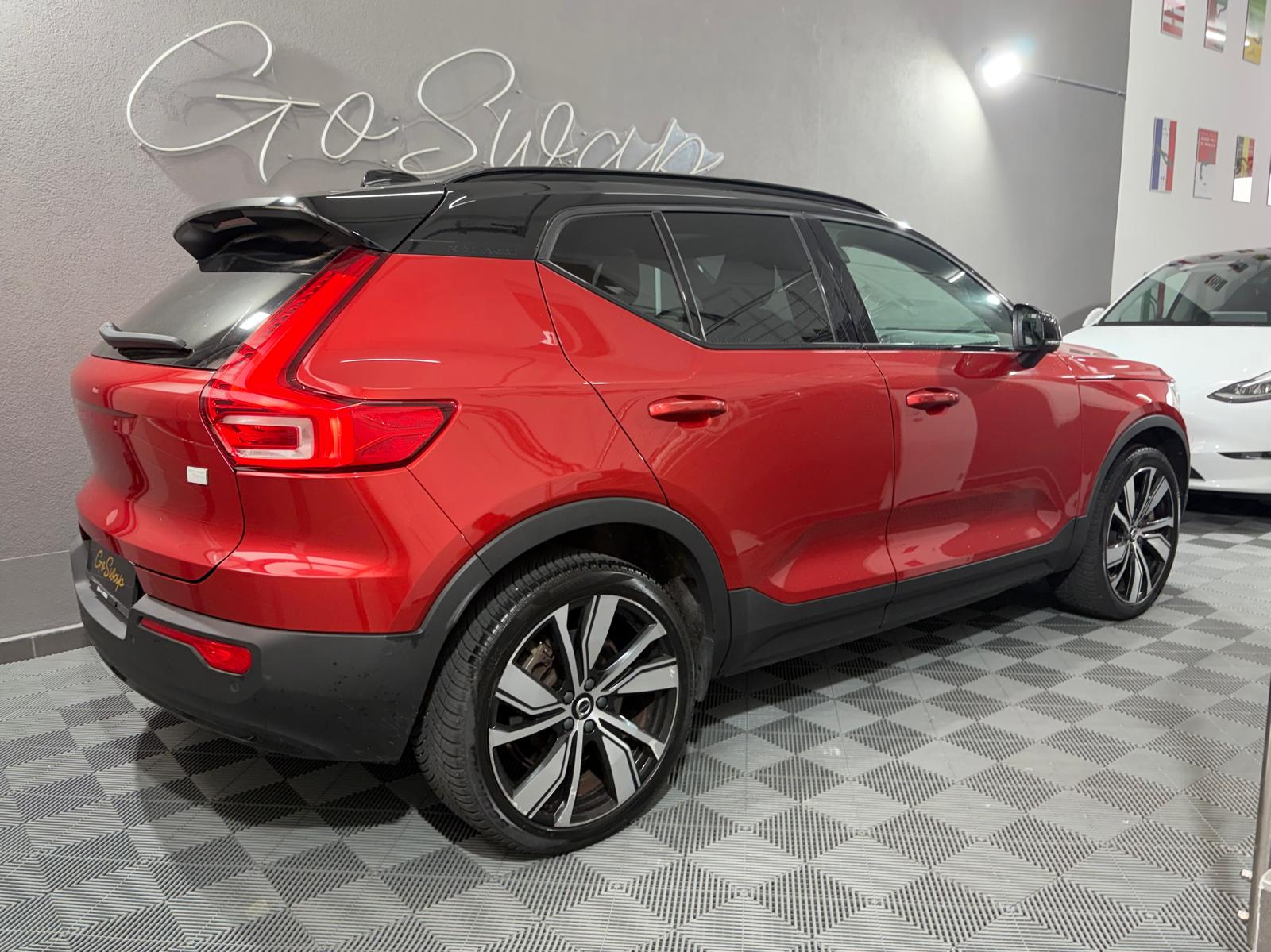 VOLVO XC40 Recharge P8 Twin AWD Pure Electric Pro-image-4