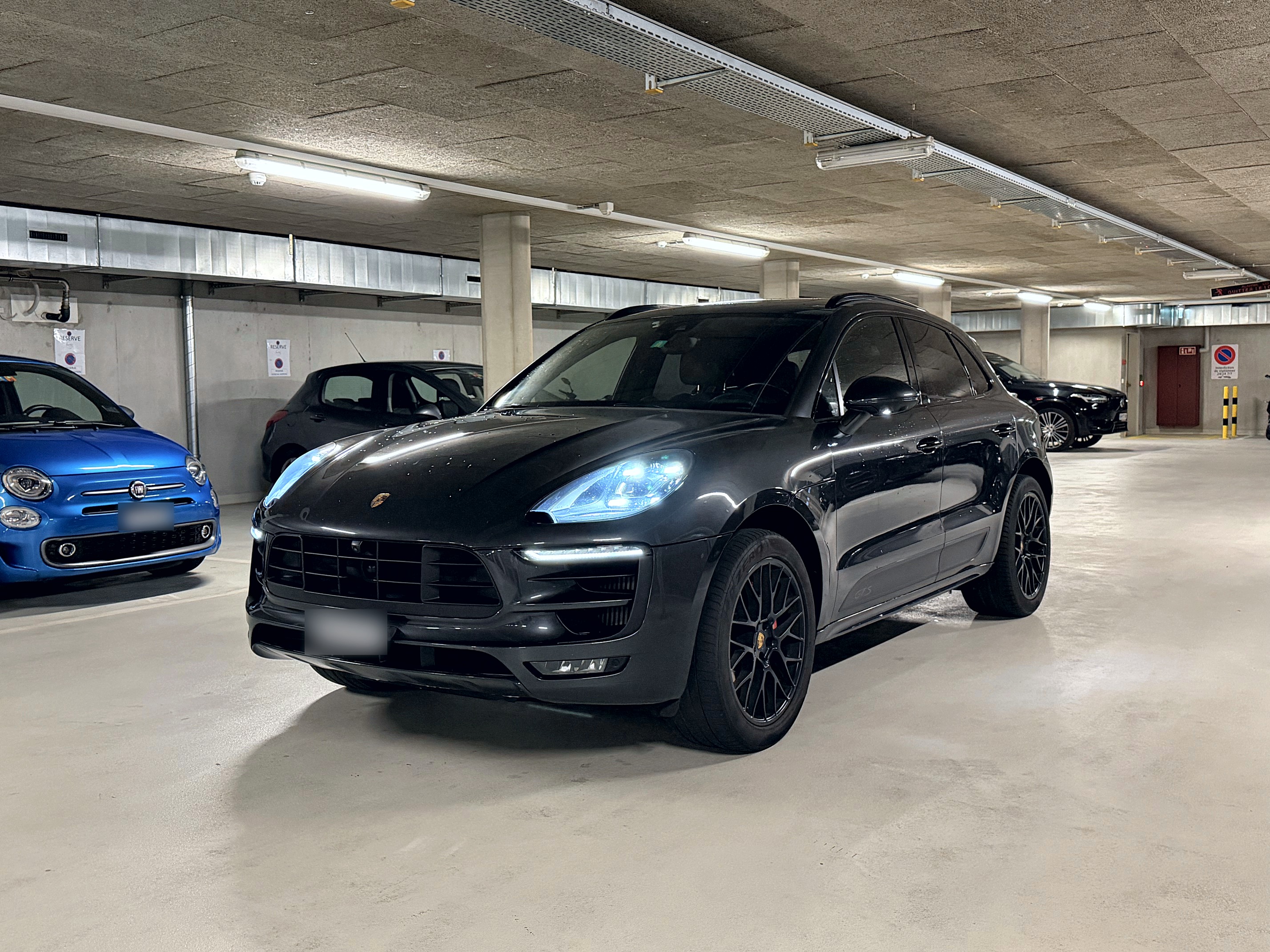 Car photo