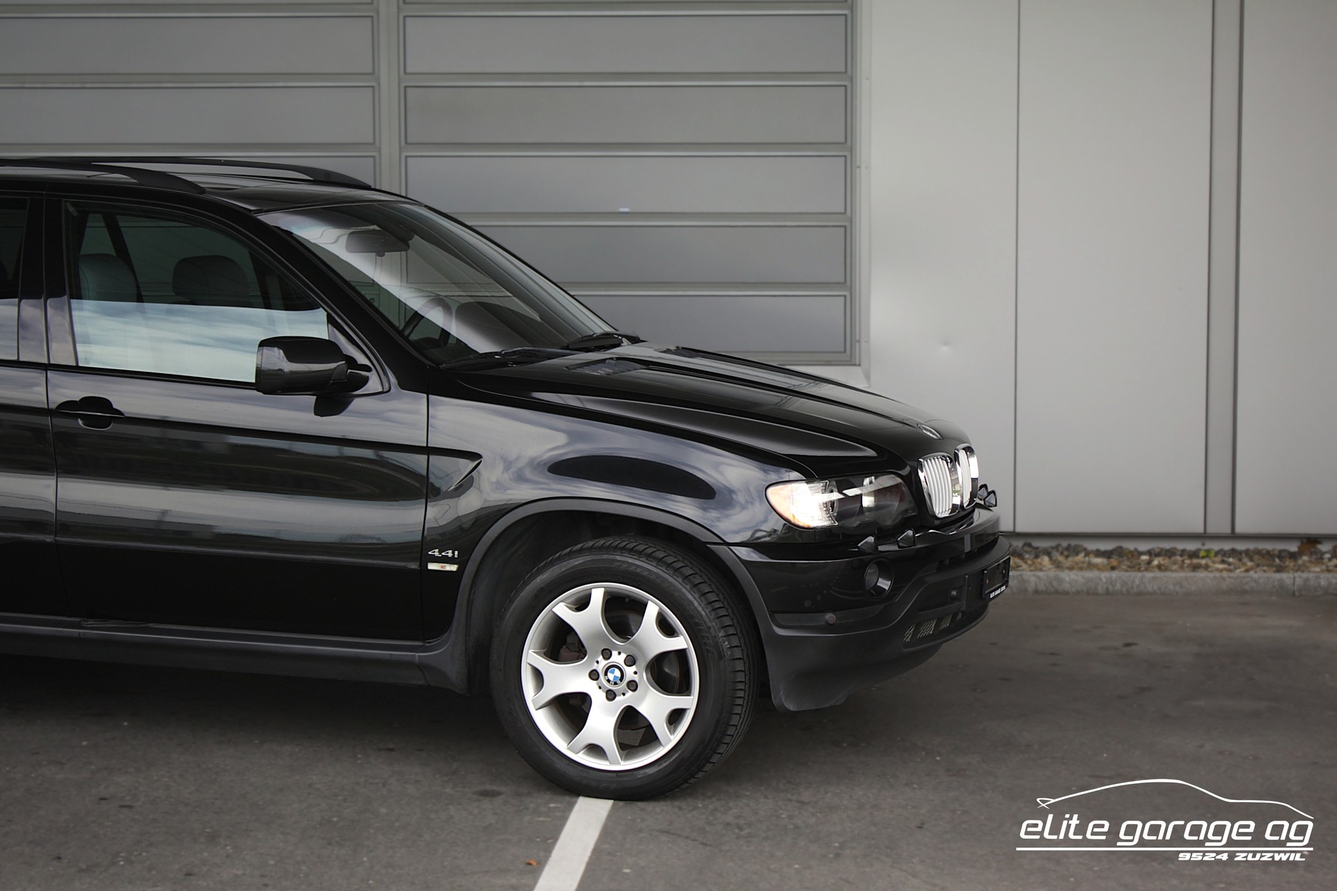 BMW X5 4.4i Sportpaket-image-8