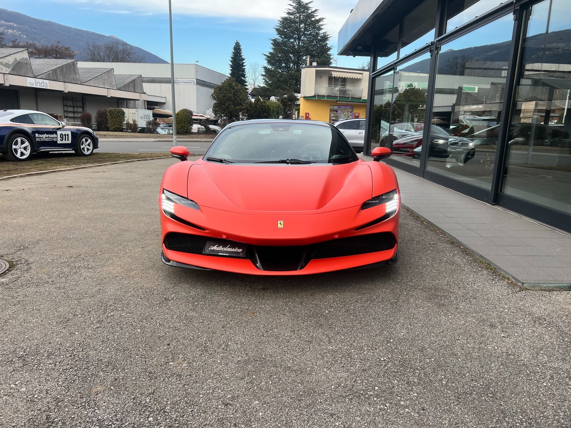 FERRARI SF90 Stradale-image-1