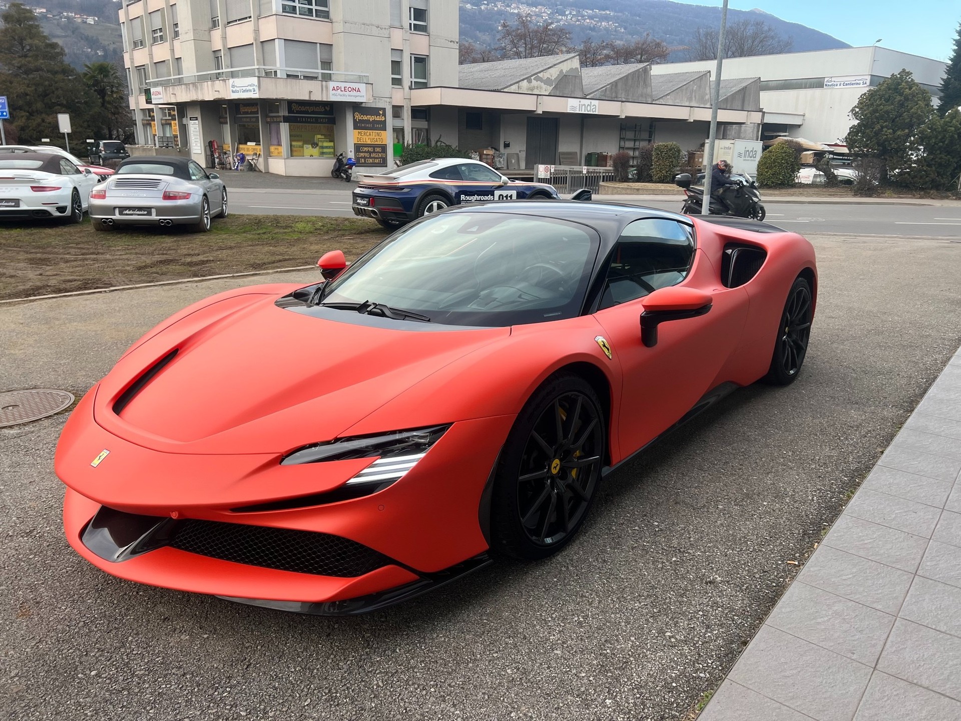 FERRARI SF90 Stradale-image-5