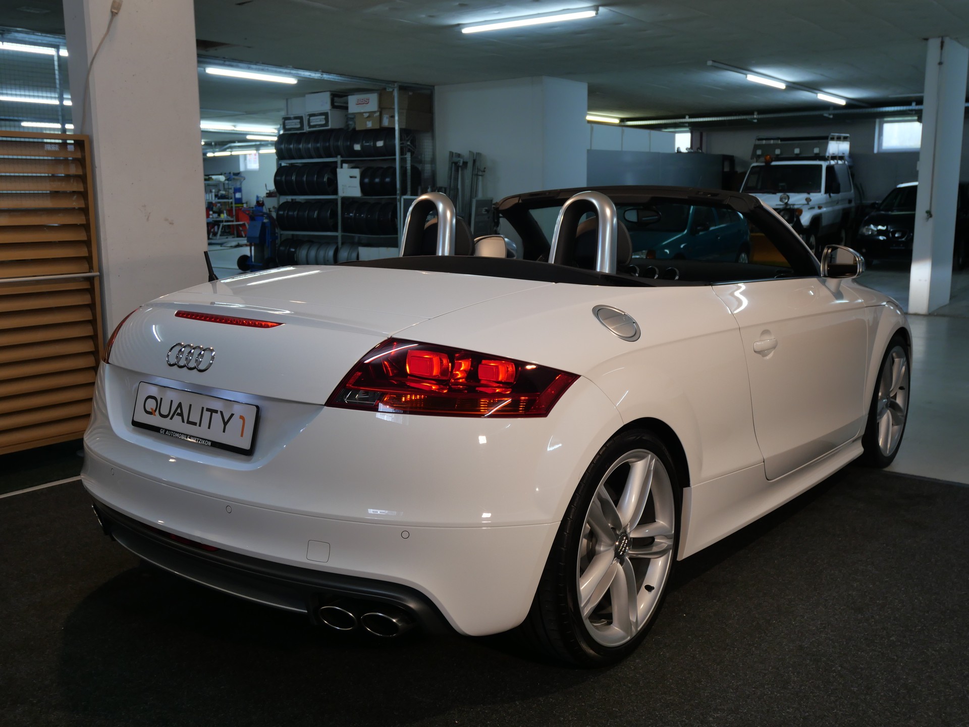 AUDI TTS Roadster 2.0 TFSI quattro S-tronic Cabrio-image-9