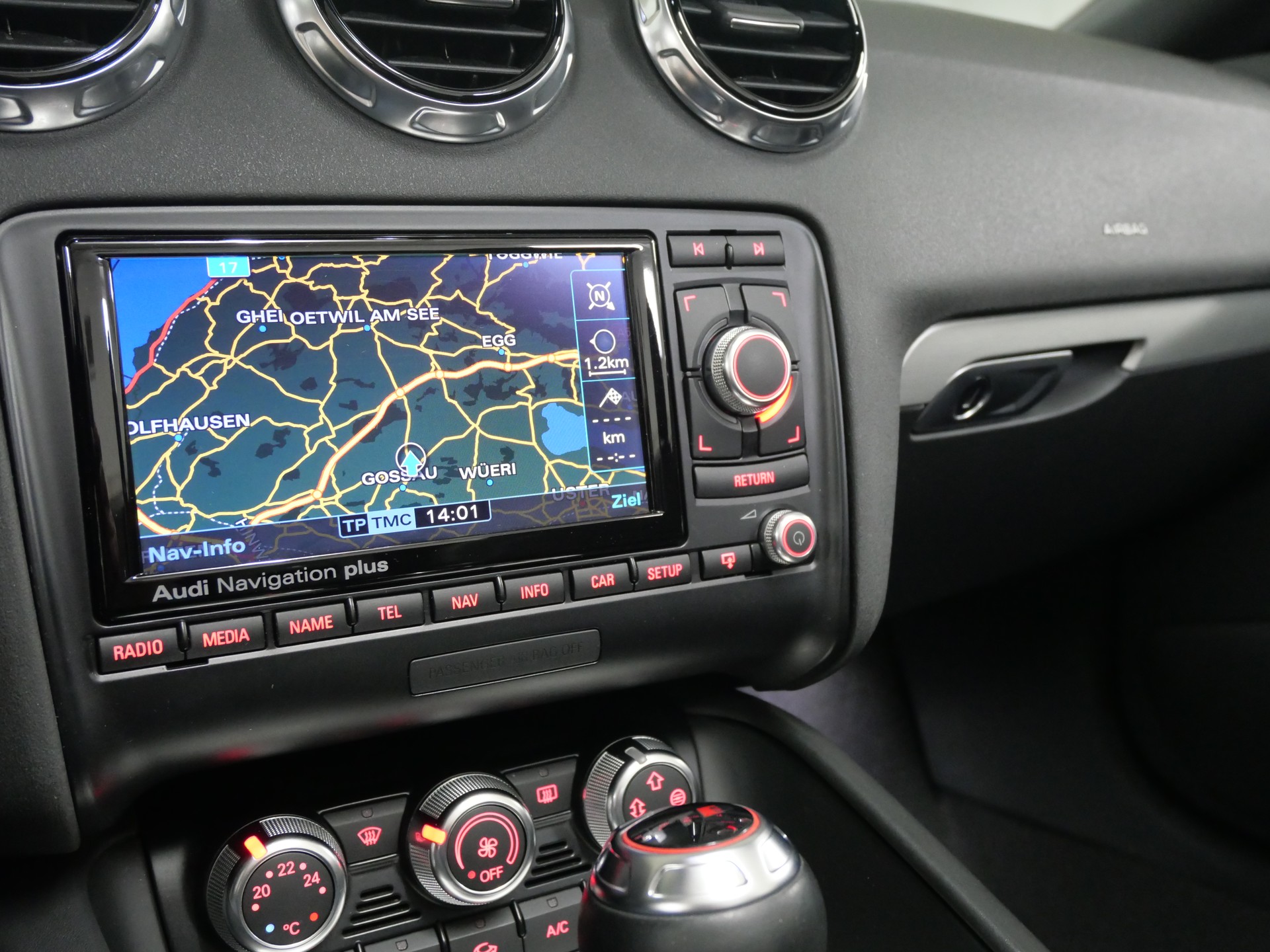 AUDI TTS Roadster 2.0 TFSI quattro S-tronic Cabrio-image-20