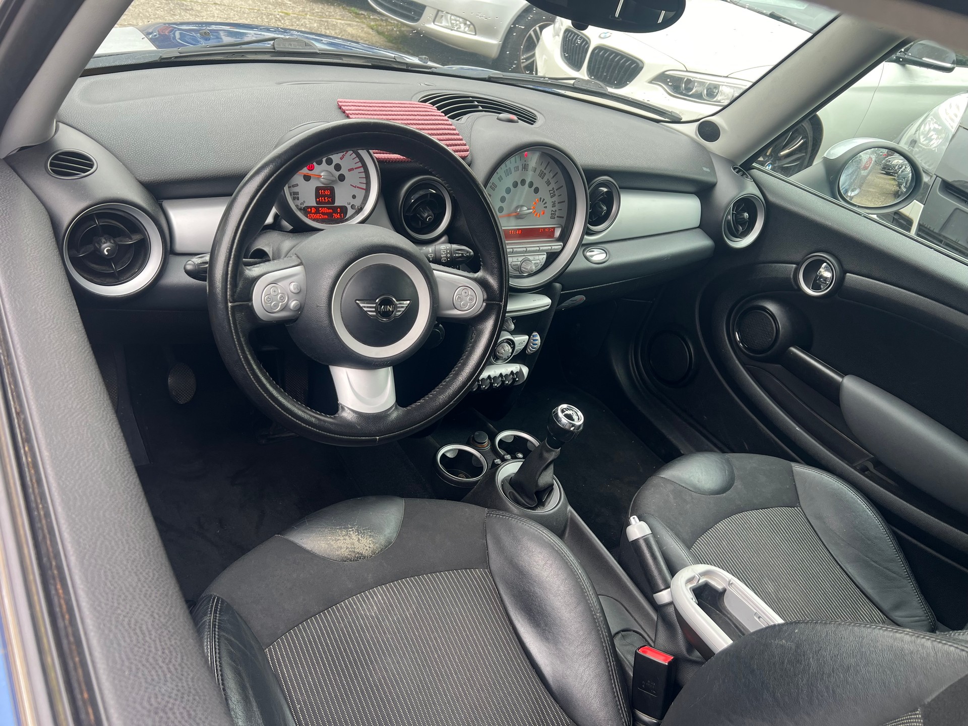 MINI Mini Clubman Cooper D-image-9