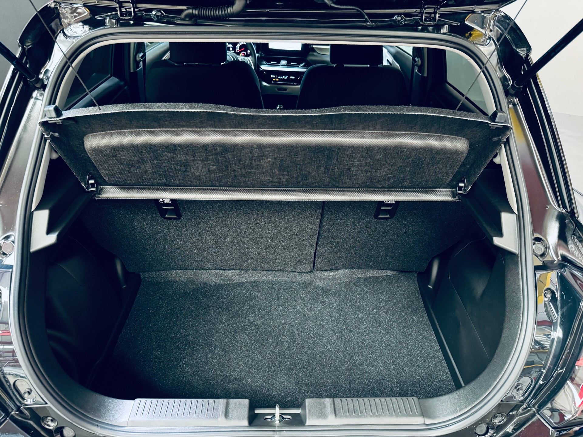 SUZUKI Swift 1.2 Compact Top Hybrid 4x4-showroom-element-3