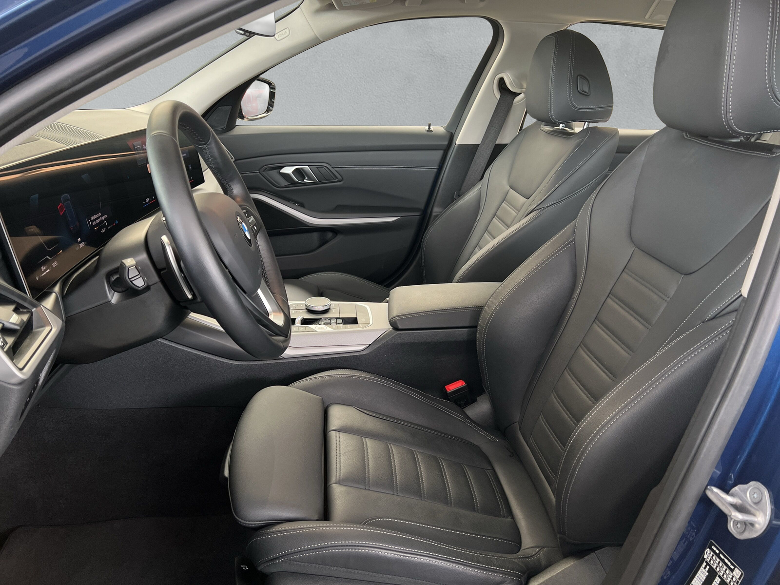 BMW 320d xDrive 48V Touring (CH)📍-image-5