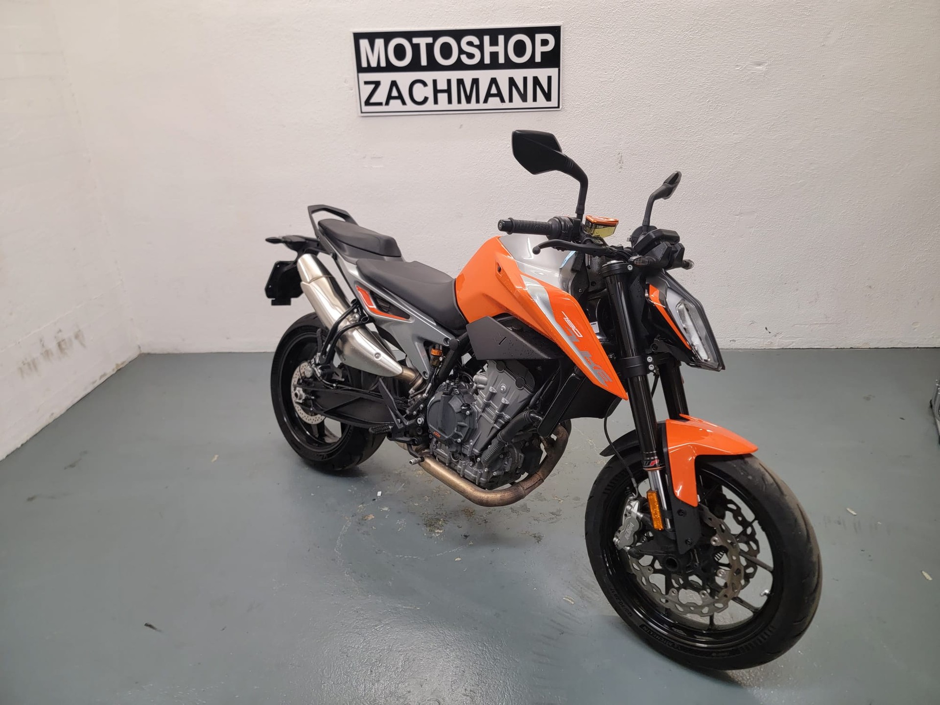 KTM 790 Duke ABS-showroom-element-2