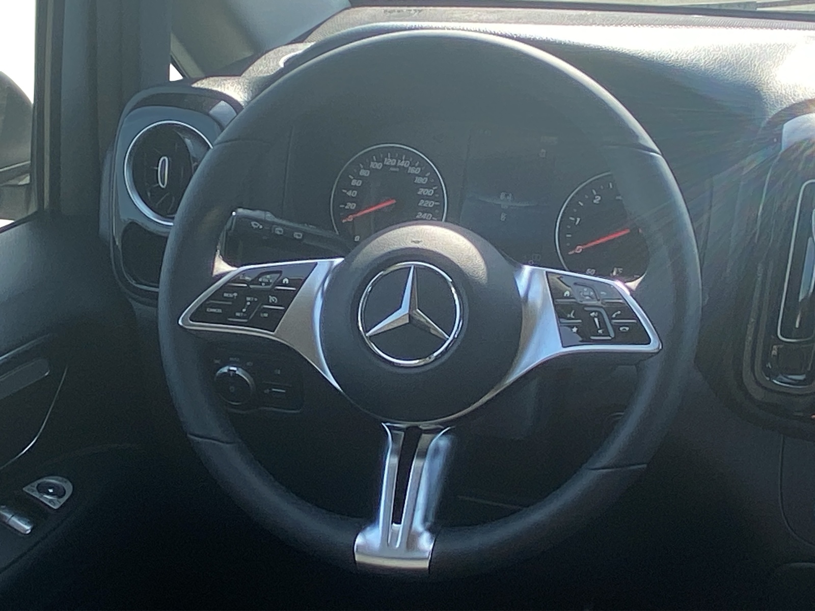 Image MERCEDES-BENZ VITO Vito 116 CDI Lang Select Tourer 4Matic 9G-Tronic