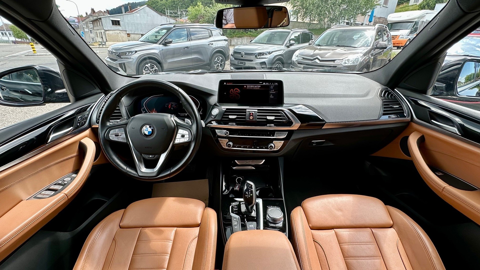 BMW X3 xDrive 30d Individual Luxury Line Steptronic-image-9
